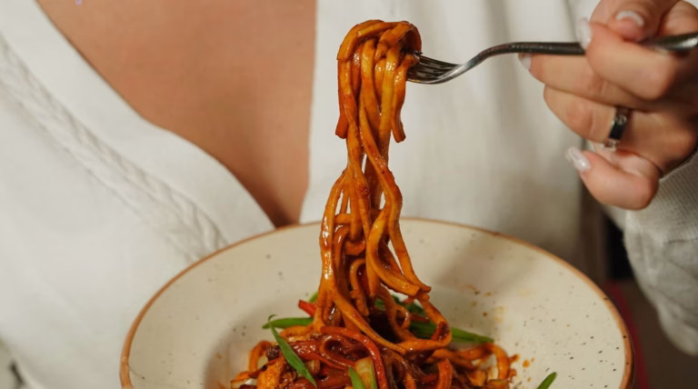 Dan Dan Noodles: the Spicy, Nutty Sichuan Classic